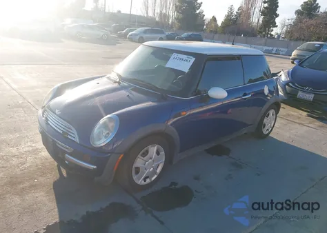 2004 Mini Cooper z USA, uszkodzony, nr VIN WMWRC33434TJ57246